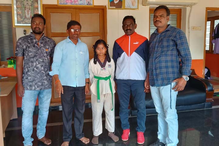 రాష్ట్ర స్థాయి తైక్వాండో పోటీలకు సంస్కృత పాఠశాల విద్యార్థిని ఎంపిక