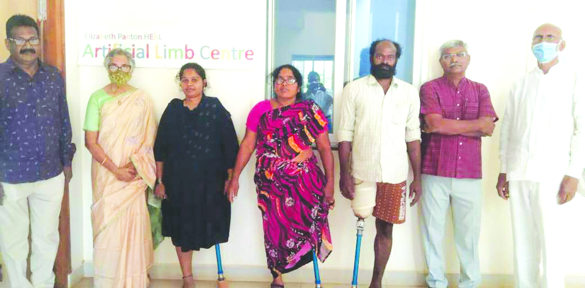 వికలాంగులకు కృత్రిమ అవయవాలు అందజేత