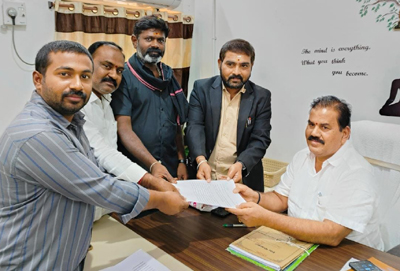 ఇళ్ల స్థలాలివ్వాలి