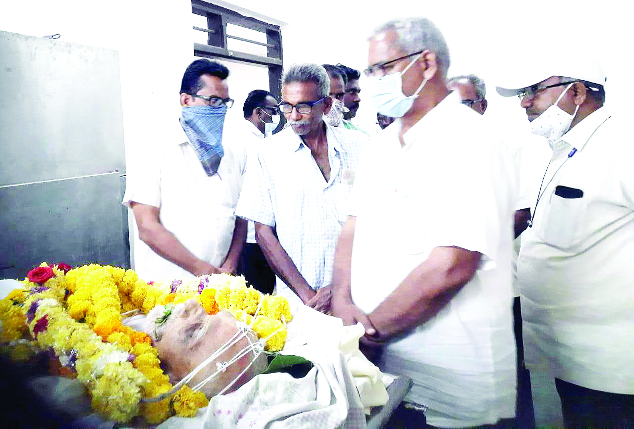 సిపిఎం అభిమాని అక్కినేని సత్యనారాయణ మృతి