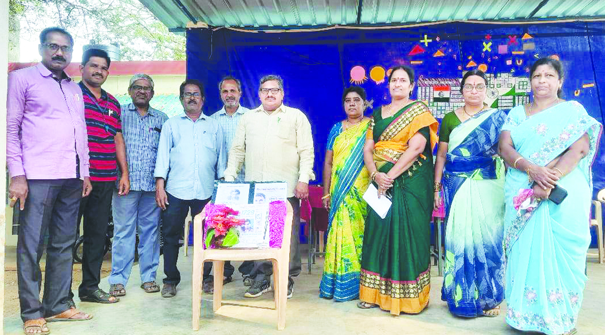 ఆదర్శప్రాయులు శ్రీనివాస్‌ రామానుజన్‌