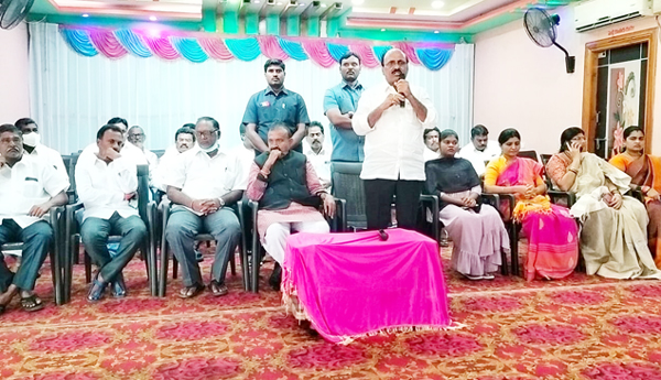 పథకాలను ప్రజల్లోకి తీసుకెళ్లాలి : 'మేడా'