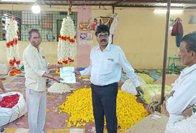దులుపుకున్నారు...