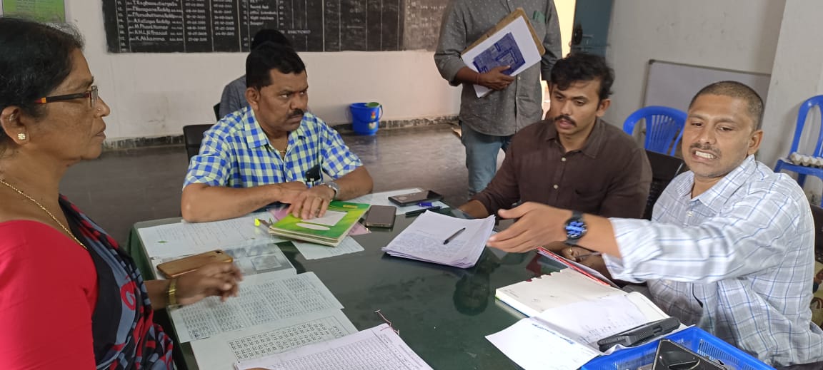 పాఠశాలల్లో 'విజలెన్స్‌' తనిఖీలు