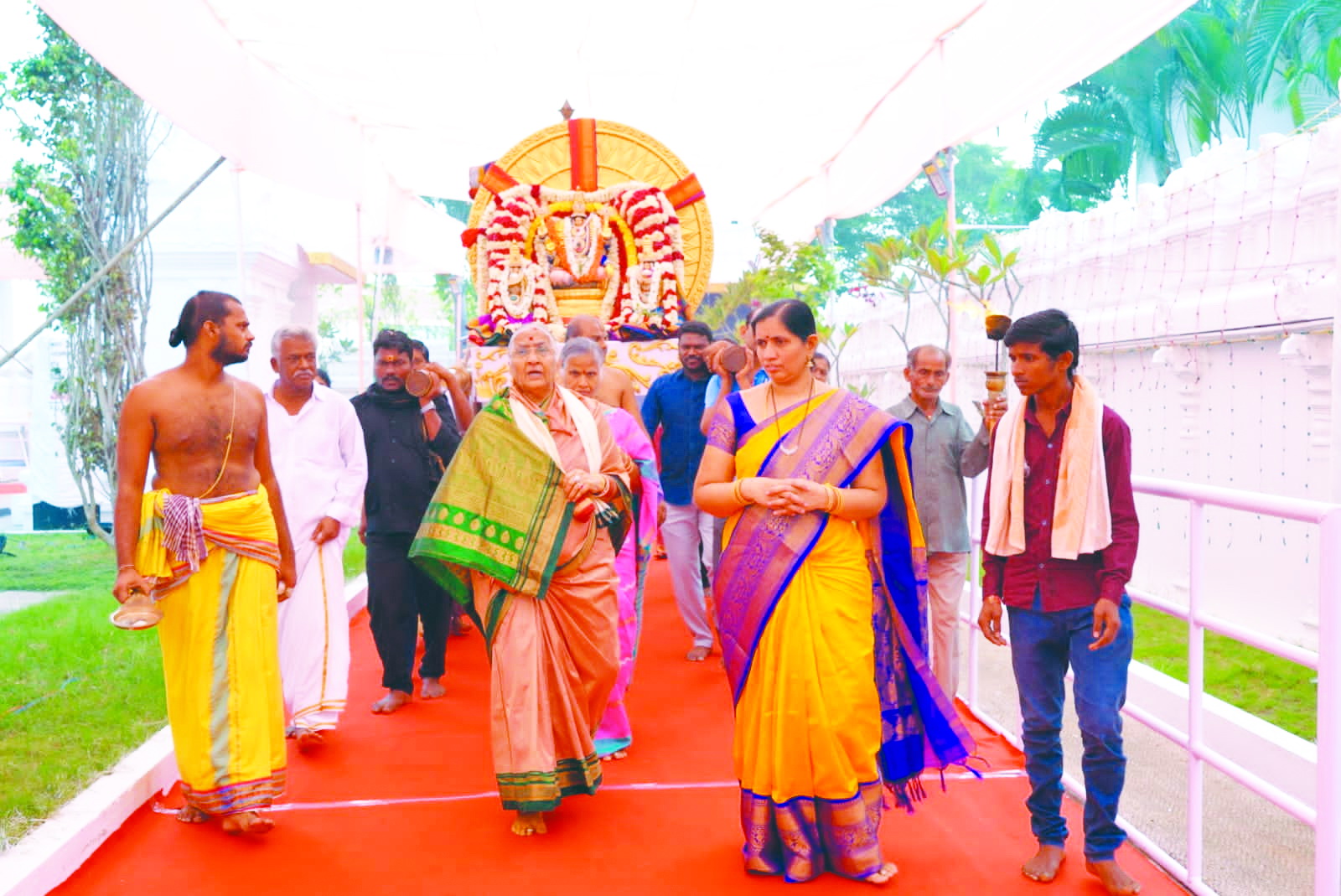 వైభవంగా శ్రీ వెంకటేశ్వరస్వామి బ్రహ్మోత్సవాలు