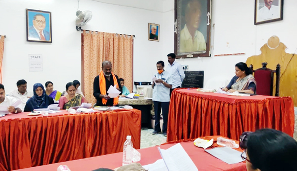 పురపాలక వార్షిక బడ్జెట్‌ కౌన్సిలర్లు ఆమోదం