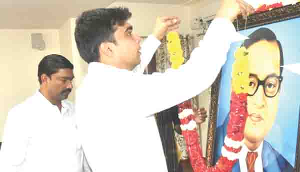 అంబేద్కర్‌ ఆశయాలు దేశానికి దిక్సూచి