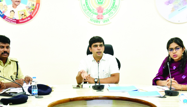 ఎస్సీ, ఎస్టీలపై అత్యాచారాలు జరగకుండా చర్యలు