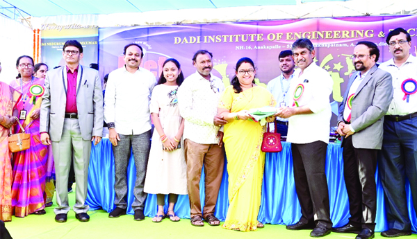  విద్యాసంస్థల్లో విప్లవాత్మక మార్పులు