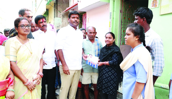 గ్రామాల్లో 'గడపగడపకు మన ప్రభుత్వం'