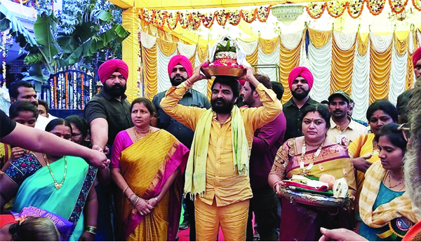 అంగరంగ వైభవంగా శ్రీనివాస కల్యాణం