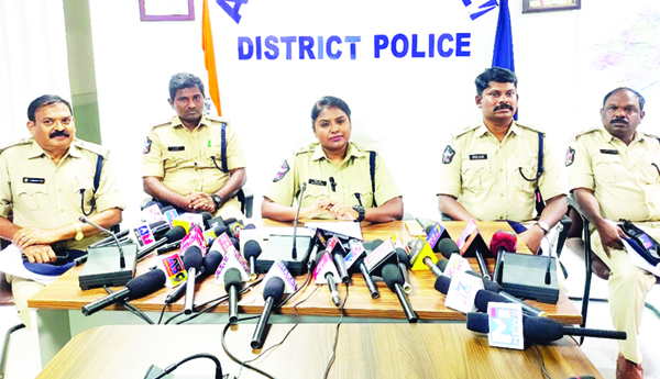 నేరాలు కట్టడికి చర్యలు