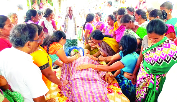 సచివాలయ ఉద్యోగి ఆత్మహత్య