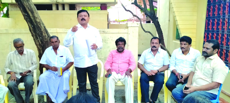 అధికార పార్టీపై తీవ్ర అసంతప్తి
