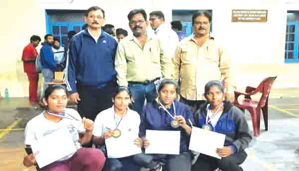 బాక్సింగ్‌ పోటీల్లో ఐదు పతకాలు