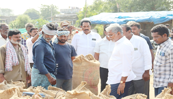 MLA-Monditoka-Jagan-Mohan-Rao-started-the-grain-purchase-center