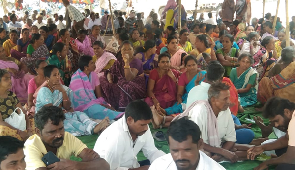 Navy-Expatriate-Protest-Enters-39th-Day