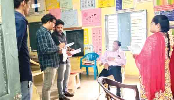 ఓటుహక్కు నమోదు చేసుకోవాలి