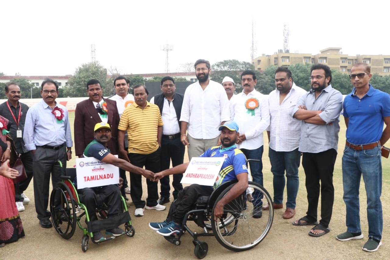  'గీతం'లో విభిన్న ప్రతిభావంతుల వీల్‌చైర్‌ క్రికెట్‌ పోటీలు ప్రారంభం
