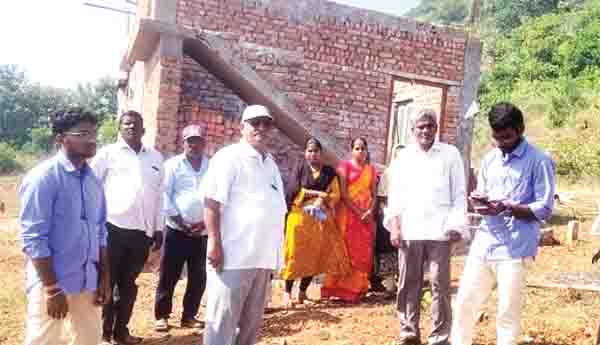 వేగంగా గృహాలు నిర్మించాలి