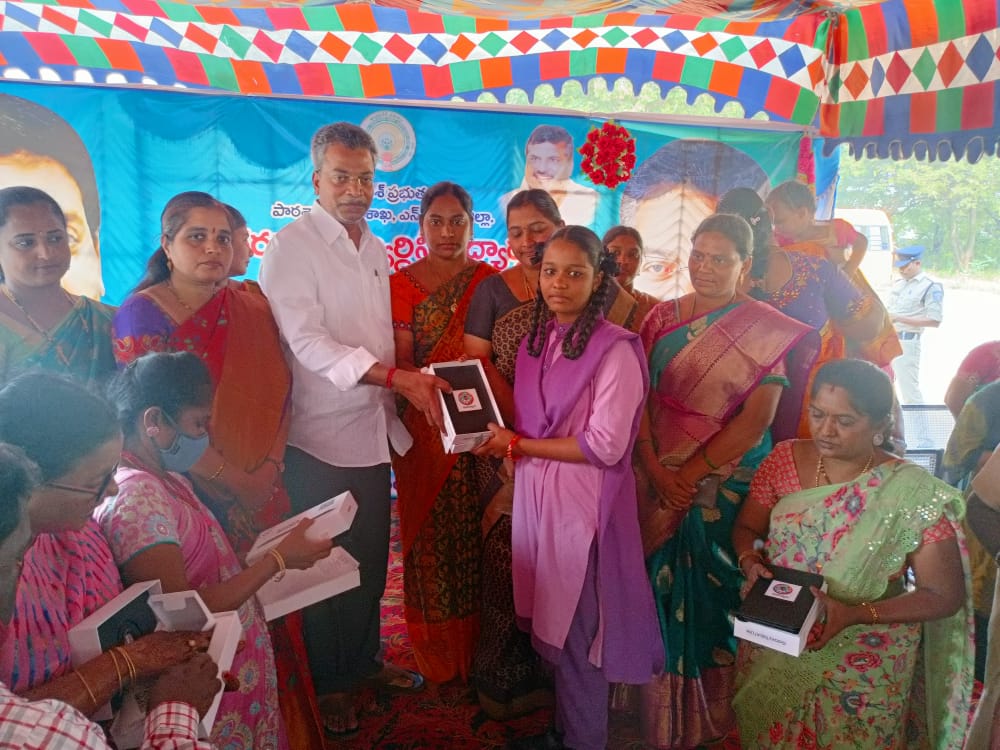 ట్యాబ్‌లను సద్వినియోగం చేసుకోవాలి : వసంత