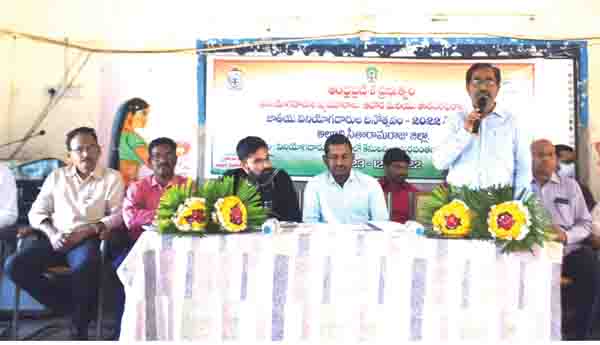  సంతల్లో రేషన్‌ బియ్యం విక్రయాలపై నిఘా