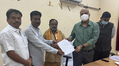 ఎస్పీకి ఫిర్యాదు
