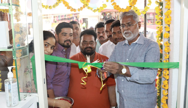 mla-modditoka-open-i-phone-hub