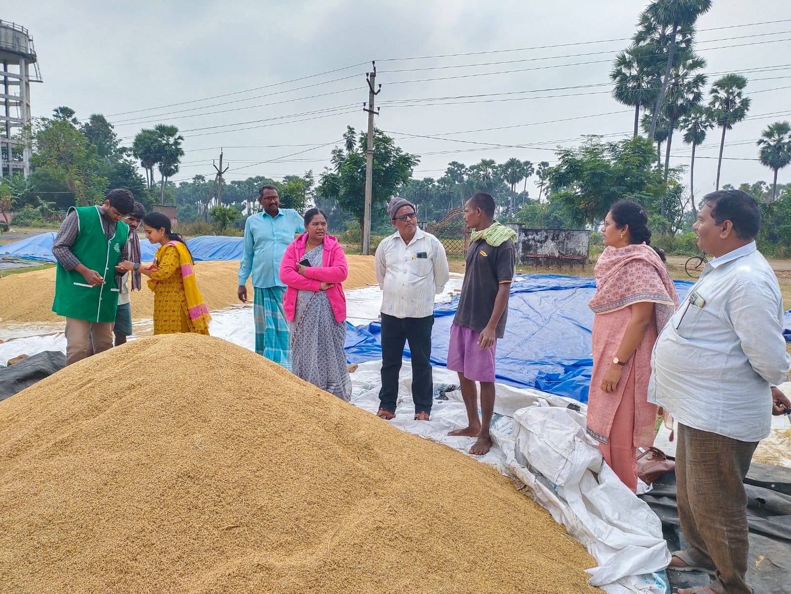 అన్నదాతల అవస్థలు