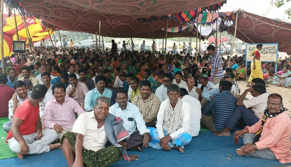 naval-expats-rotest-33rd-day