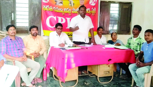 ధాన్యం కొనుగోలు కేంద్రాలు ఏర్పాటు చేయాలి