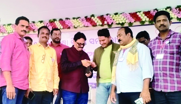 జర్నలిస్టుల సమస్యలపై ఐక్య పోరాటాలు