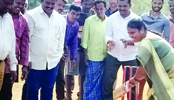  క్రికెట్‌ టోర్నమెంట్‌ ప్రారంభం