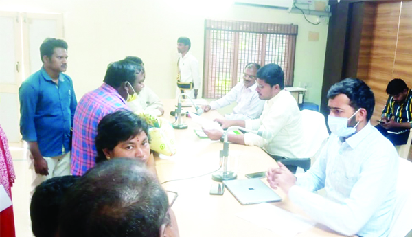 స్పందన సమస్యలను పరిష్కరించాలి