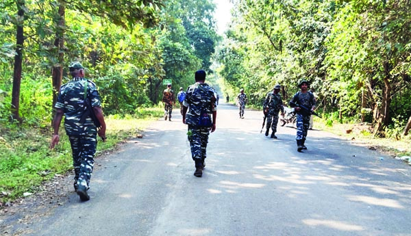 విస్తృతంగా పోలీసు తనిఖీలు