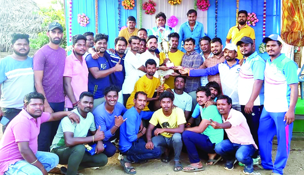  క్రికెట్‌ పోటీల విజేత చింతూరు