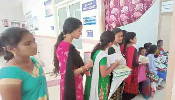 సిహెచ్‌సిలో గర్భిణీల అవస్థలు