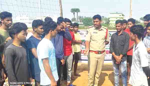 క్రీడలతో యువతకు ఉద్యోగ అవకాశాలు