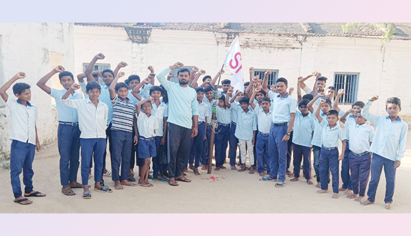 53rd-Foundation-Day-of-SFI-at-Lepakshi