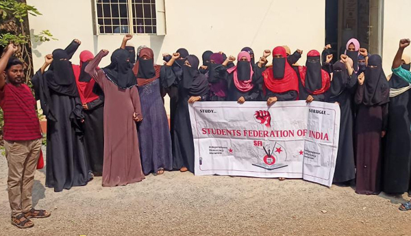 Discrimination-against-minority-students-should-be-avoided-SFI