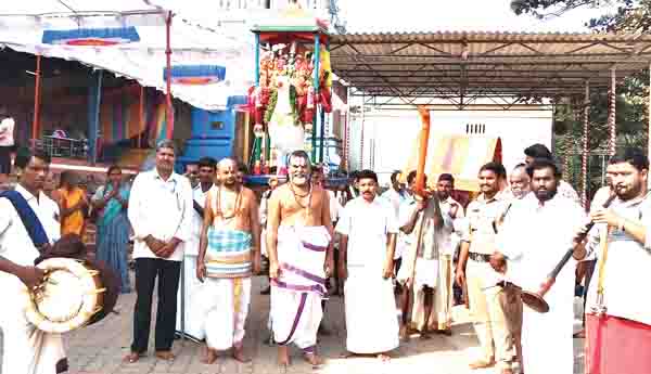 ఘనంగా వెంకన్న ఊరేగింపు