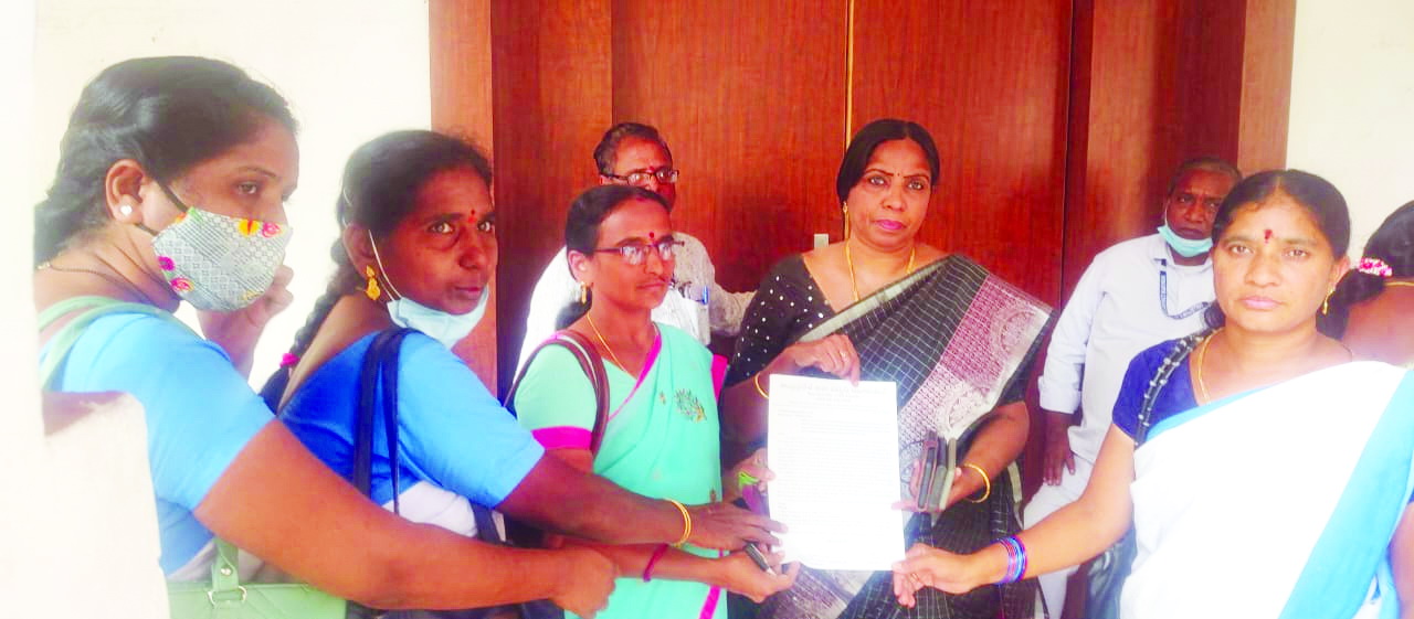 ఖాళీ పోస్టులు భర్తీ చేయాలి