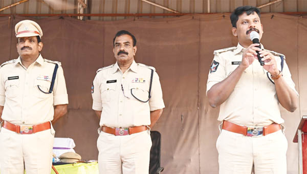 పోలీస్‌ శాఖకు ఆర్మ్‌డ్‌ రిజర్వ్‌ వెన్నెముక