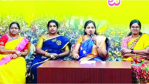 భయానికి అంబాసిడర్‌ జగన్మోహన్‌రెడ్డి : అనిత
