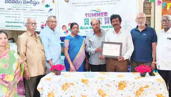 అవార్డులు బాధ్యతను పెంచుతాయి