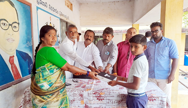 విద్యా ప్రగతికి ప్రభుత్వం పెద్దపీట