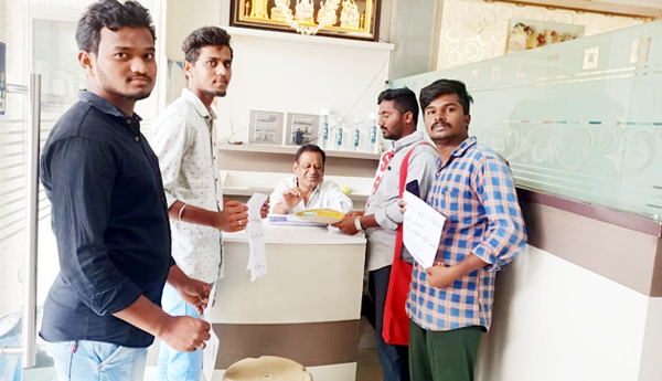 హాస్టళ్లలో సమస్యలను పరిష్కరించాలి : ఎస్‌ఎఫ్‌ఐ