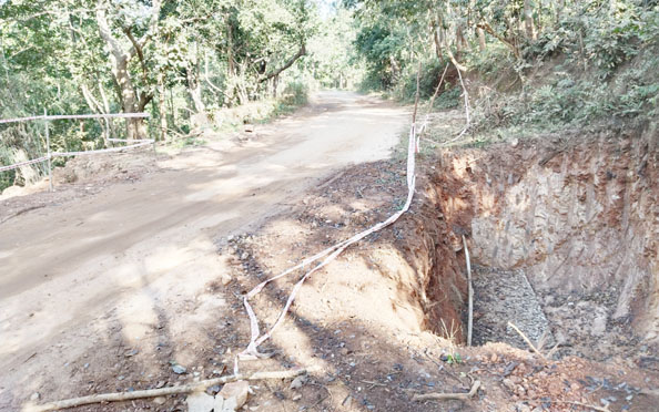 పొంచి ఉన్న ప్రమాదం!