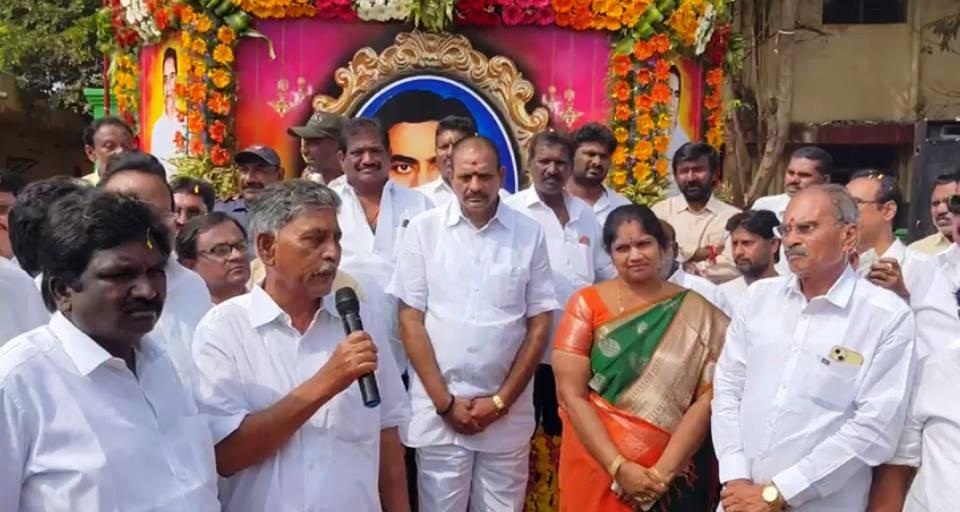 ఘనంగా గొట్టిపాటి కొండపనాయుడు వర్థంతి