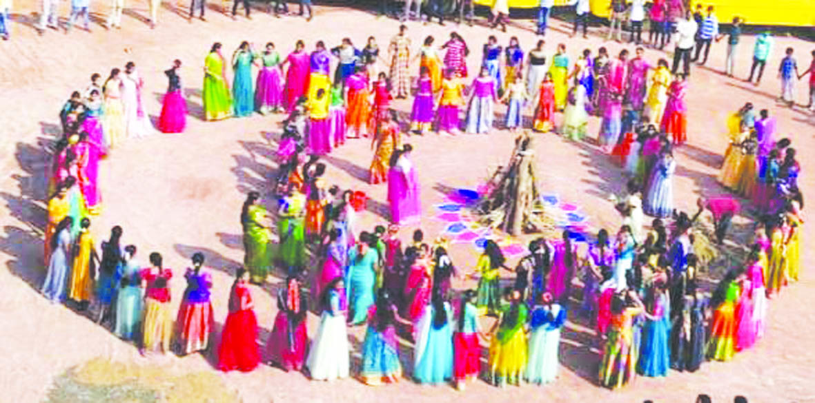 పలుచోట్ల ఘనంగా సంక్రాంతి సంబరాలు